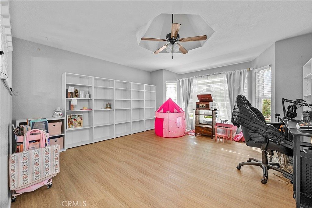 1586 El Camino De Vida Hollister, CA 95023 - Thumbnail 4