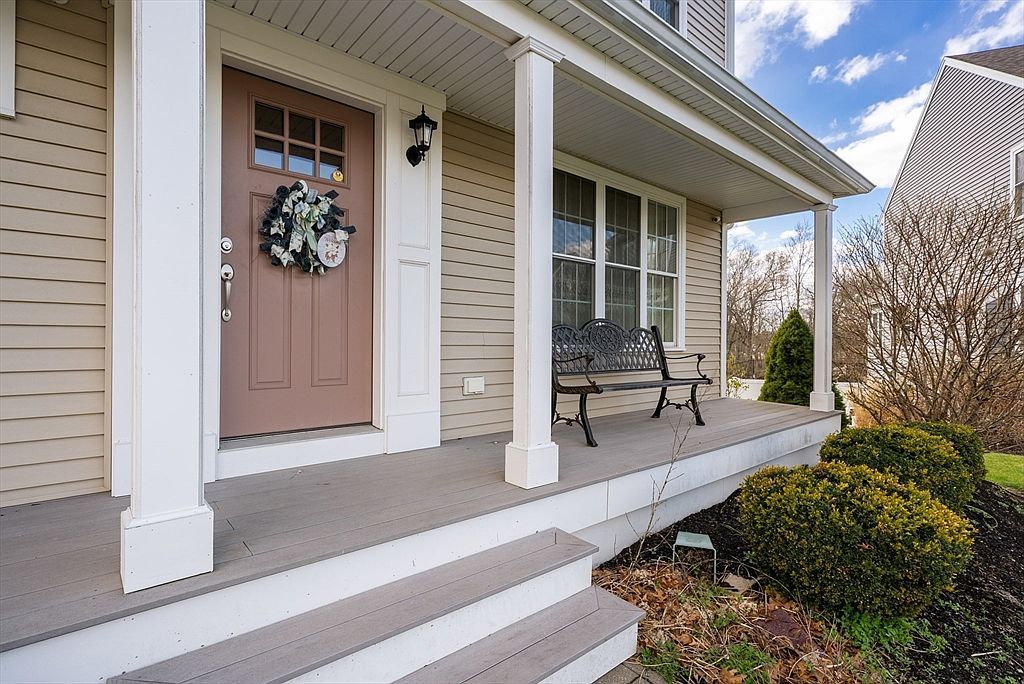 114 Meredith Way Weymouth, MA 02188 - Thumbnail 4