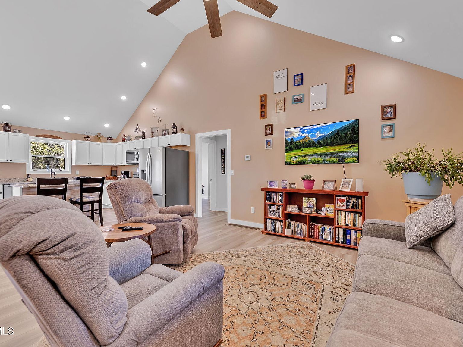 4011 Neighborly Way Newport, TN 37821 - Thumbnail 4