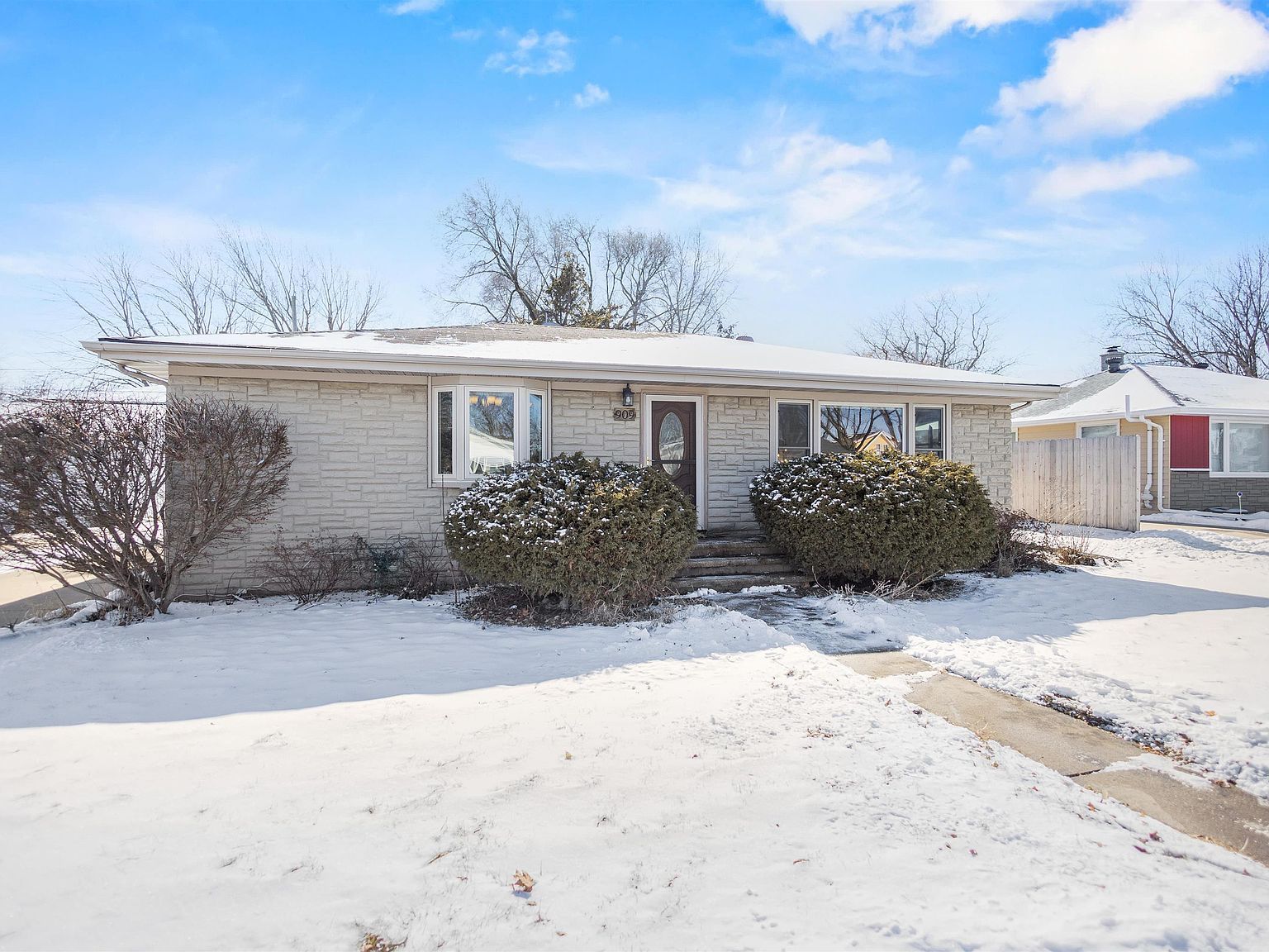 909 W Weiland Ave Appleton, WI 54914 - Thumbnail 4