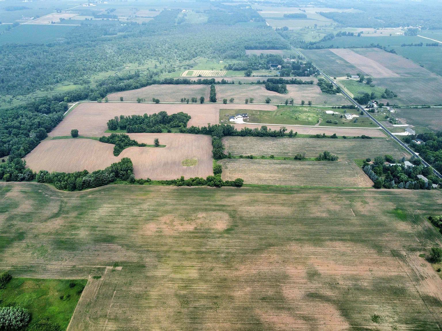 Mayflower Dr Greenville, WI 54942 - Thumbnail 4