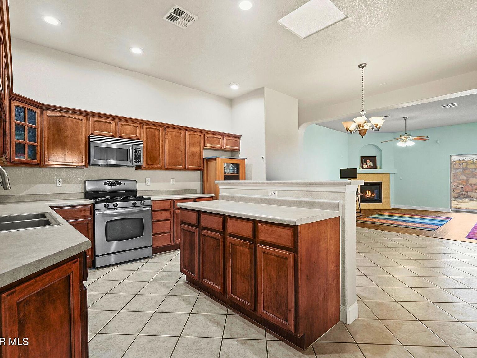 13788 Paseo Verde Dr Socorro, TX 79928 - Thumbnail 4