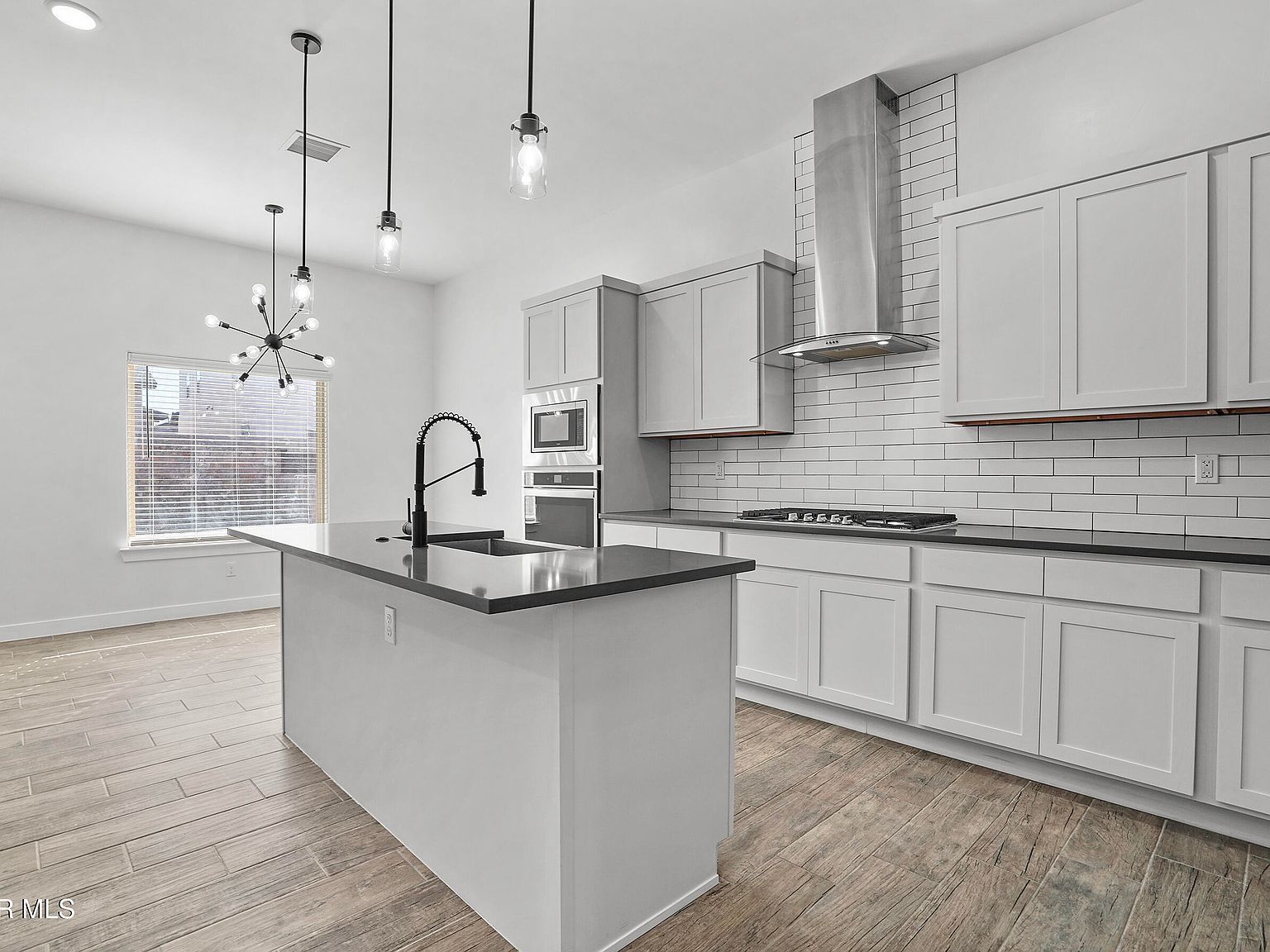 14740 Jack White Ave El Paso, TX 79938 - Thumbnail 4