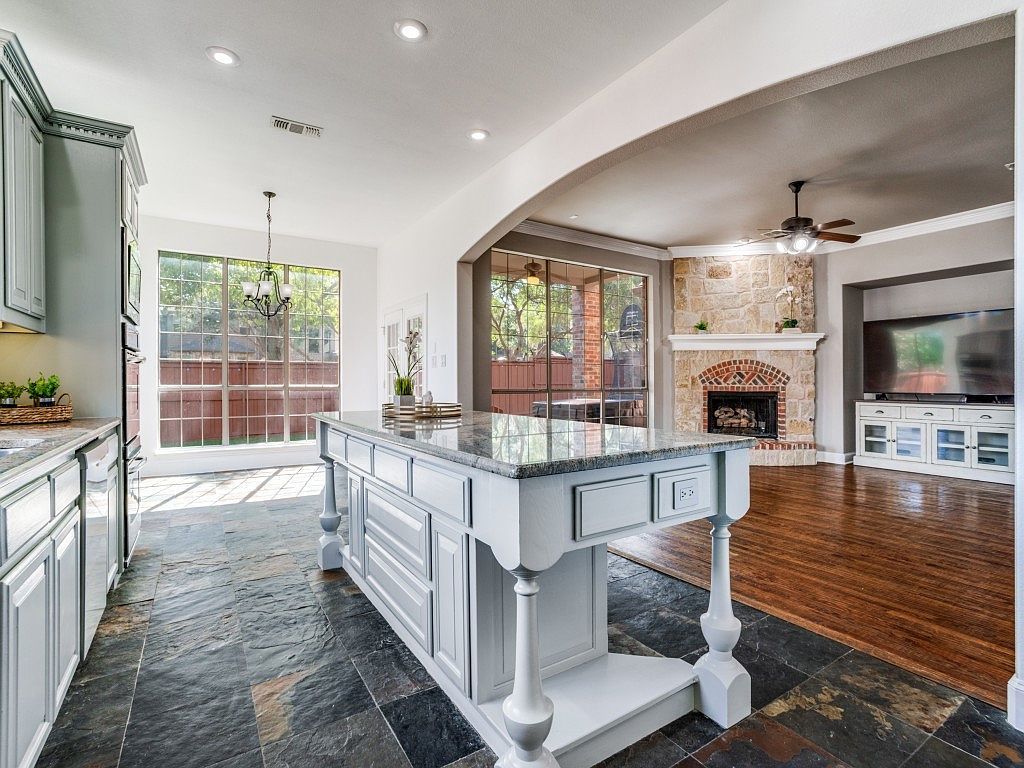 8709 Herns Meadow Ln McKinney, TX 75071 - Thumbnail 4