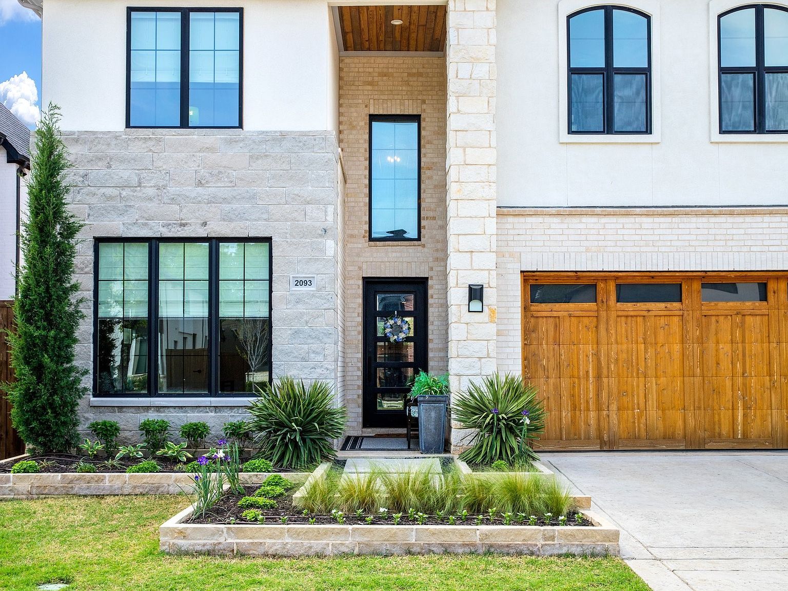 2093 Holt Way Grapevine, TX 76051 - Thumbnail 4