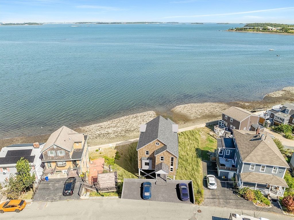 202 Manet Ave Quincy, MA 02169 - Thumbnail 4