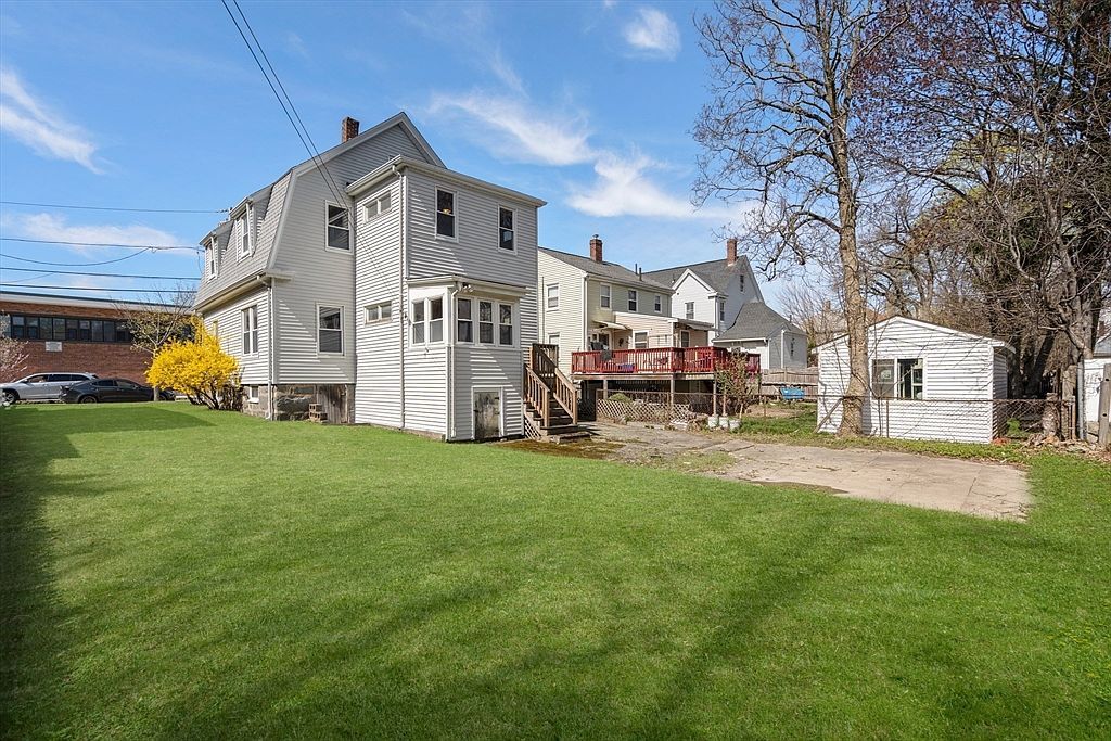 198 Taylor St Quincy, MA 02170 - Thumbnail 4