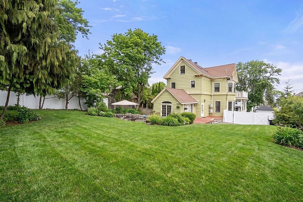121 Prospect Ave Quincy, MA 02170 - Thumbnail 4
