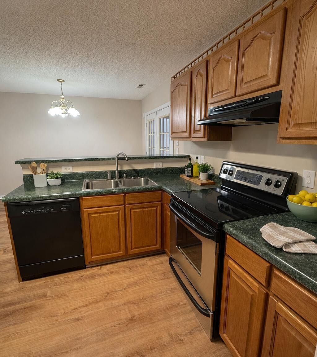 206 Springvale St Elizabeth City, NC 27909 - Thumbnail 4