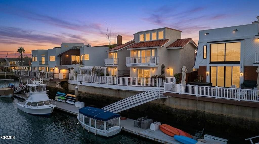 2350 Greencastle Ln Oxnard, CA 93035 - Thumbnail 4