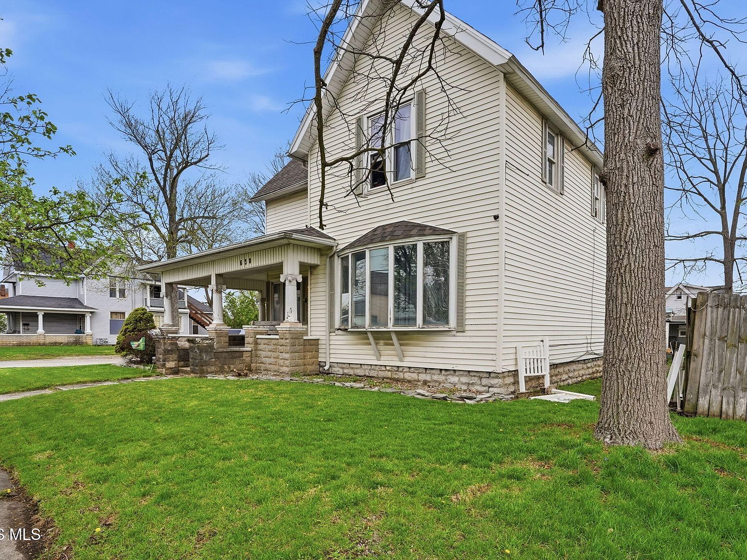 630 Columbus Ave Fostoria, OH 44830 - Thumbnail 4