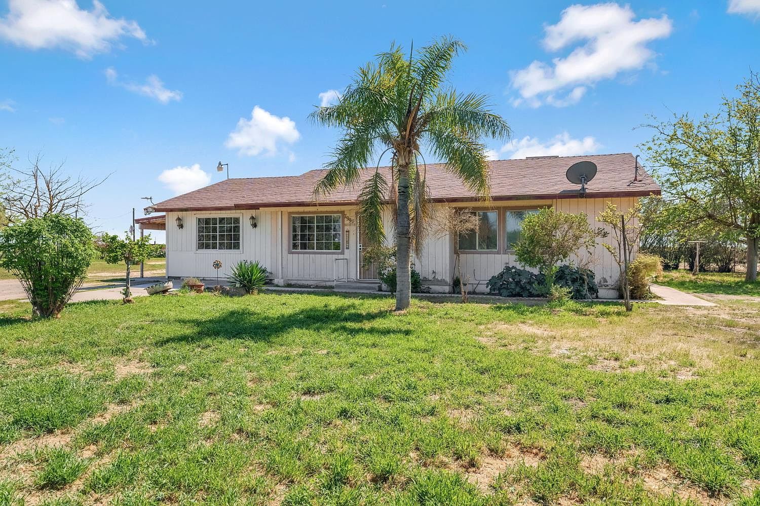 7990 S McMullin Grade Fresno, CA 93706 - Thumbnail 4