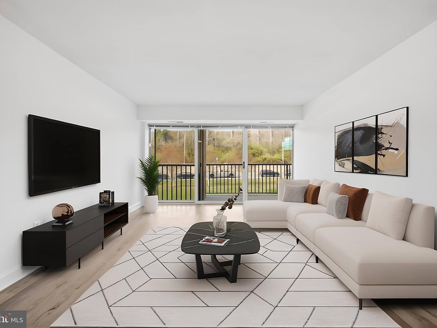 1300 Army Navy Dr APT 124 Arlington, VA 22202 - Thumbnail 4