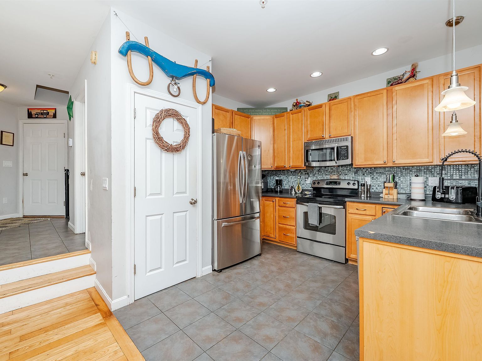 80 Trinity Cir #B Rochester, NH 03839 - Thumbnail 4