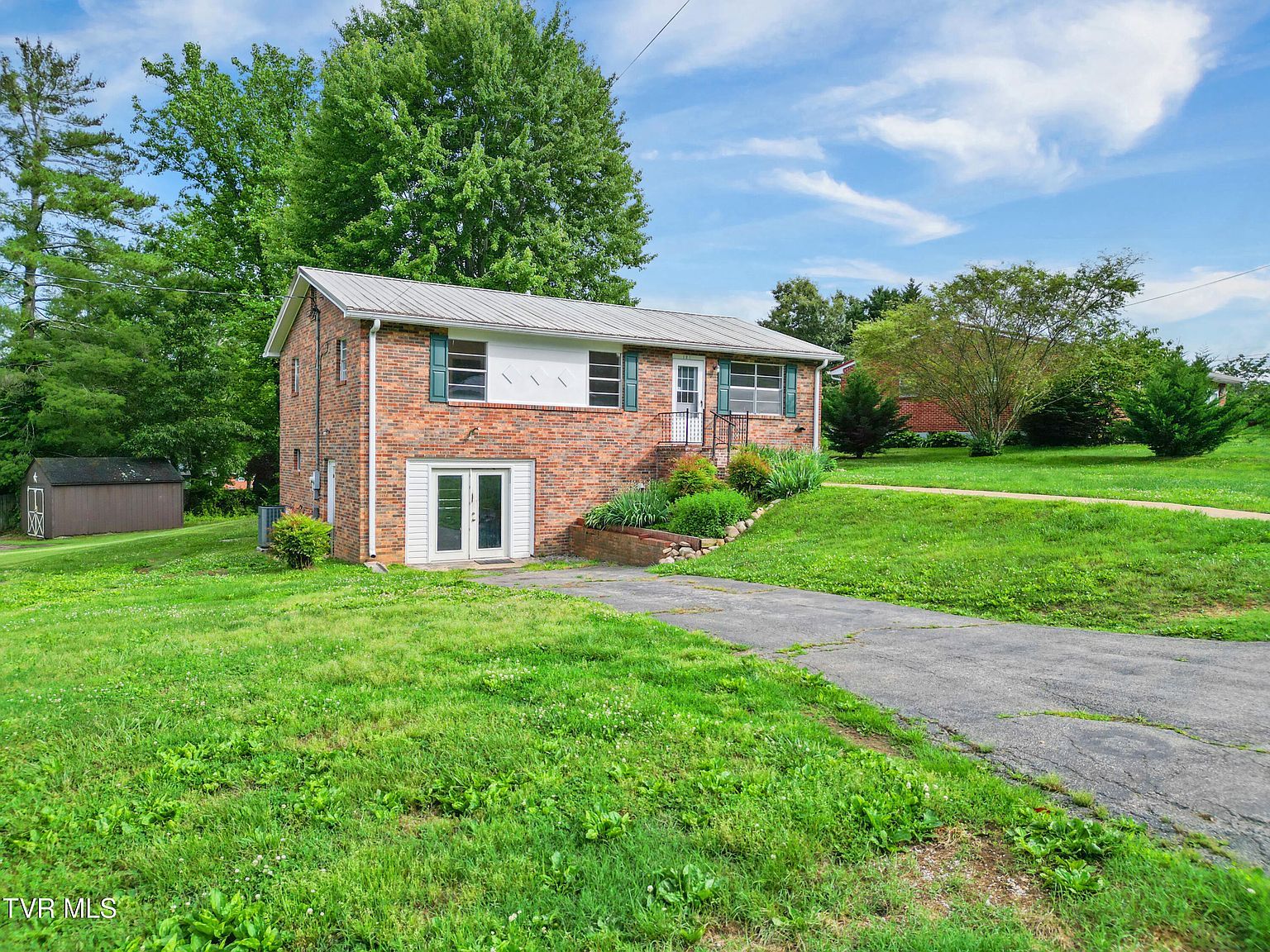 121 York Dr Greeneville, TN 37745 - Thumbnail 4