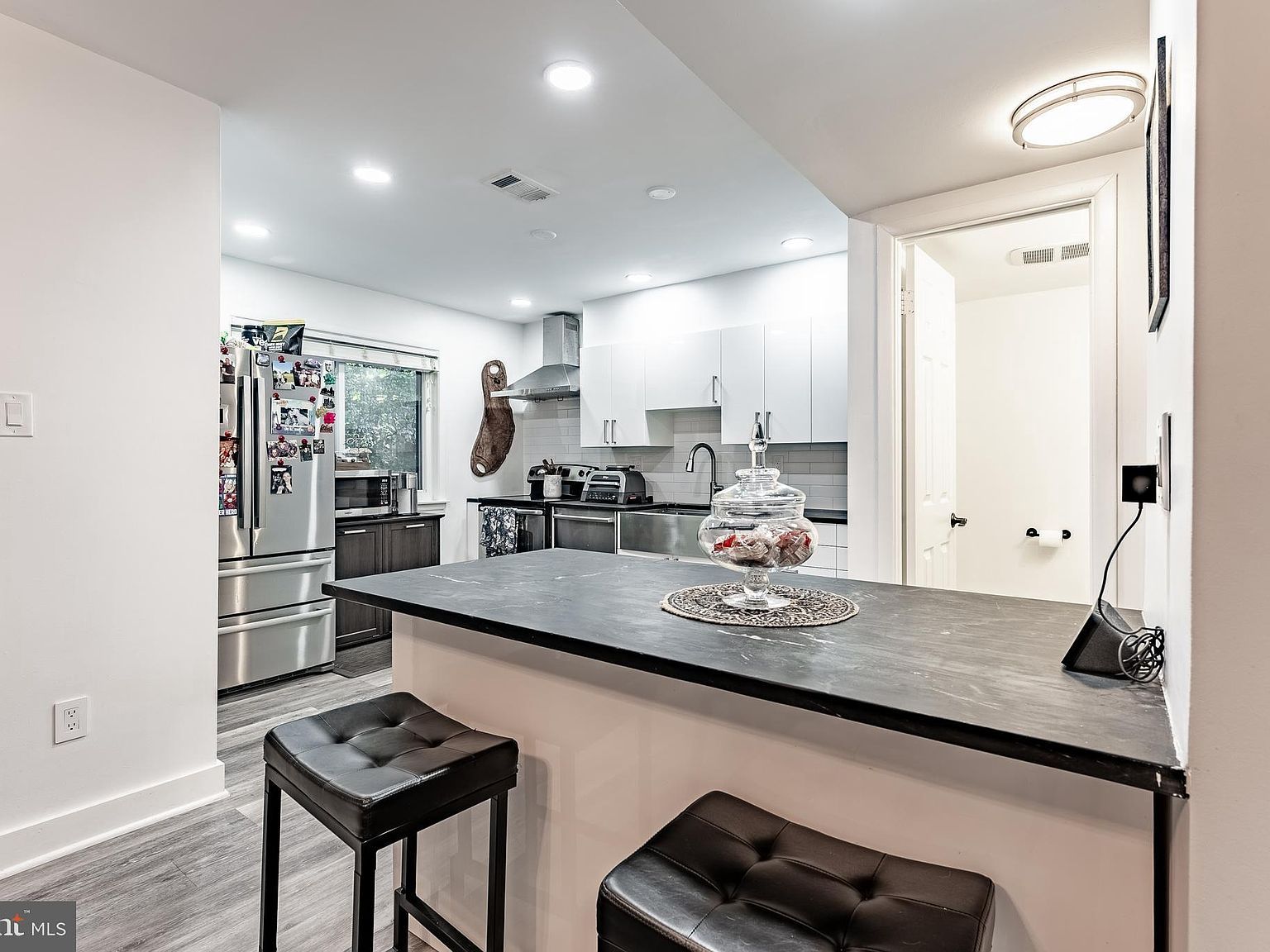2045 Winged Foot Ct Reston, VA 20191 - Thumbnail 4