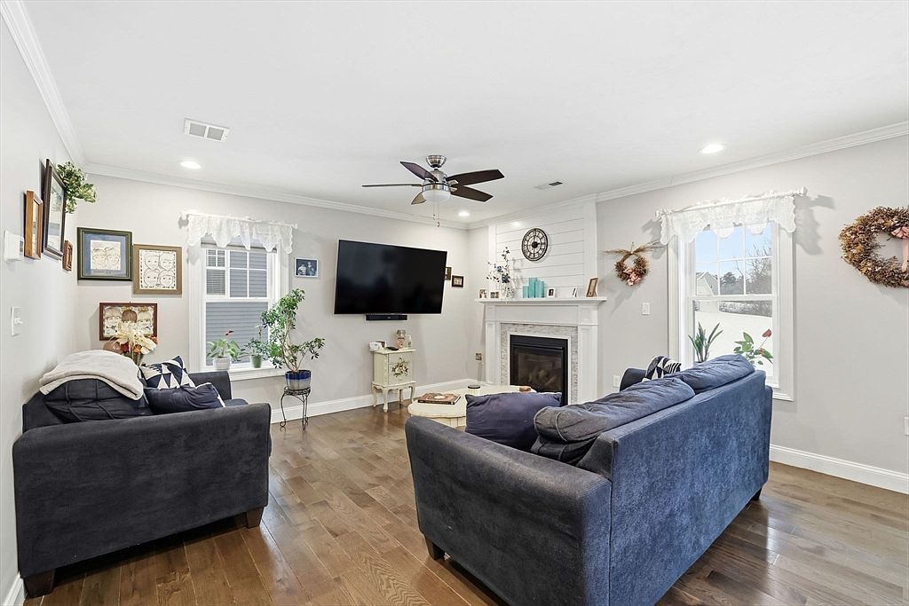 13 Beverlys Way #13 Lakeville, MA 02347 - Thumbnail 4