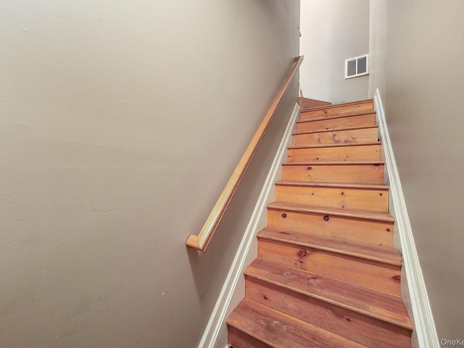 29 Klint Ct Nanuet, NY 10954 - Thumbnail 4