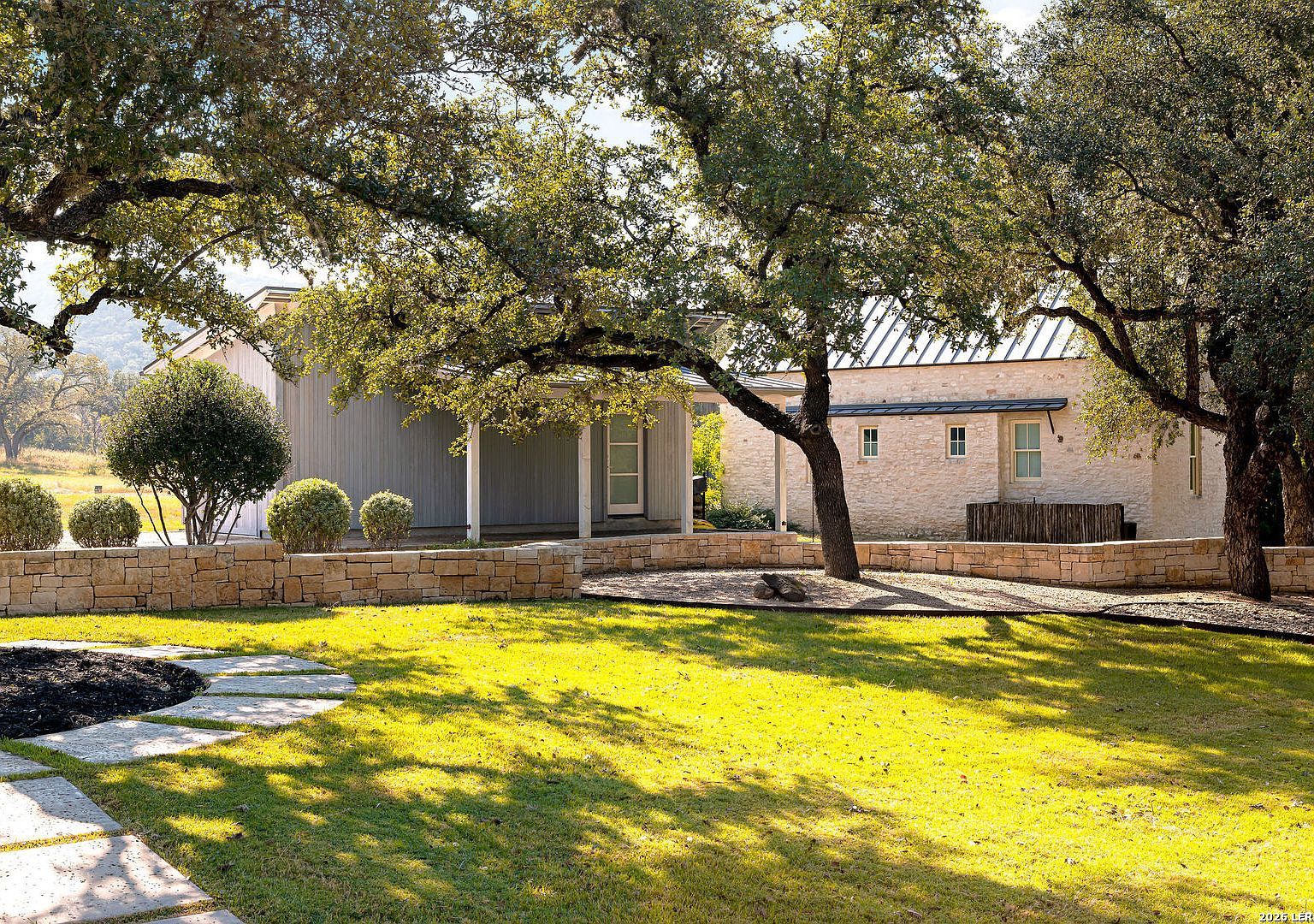 415 Frio Canon Trl Leakey, TX 78873 - Thumbnail 4