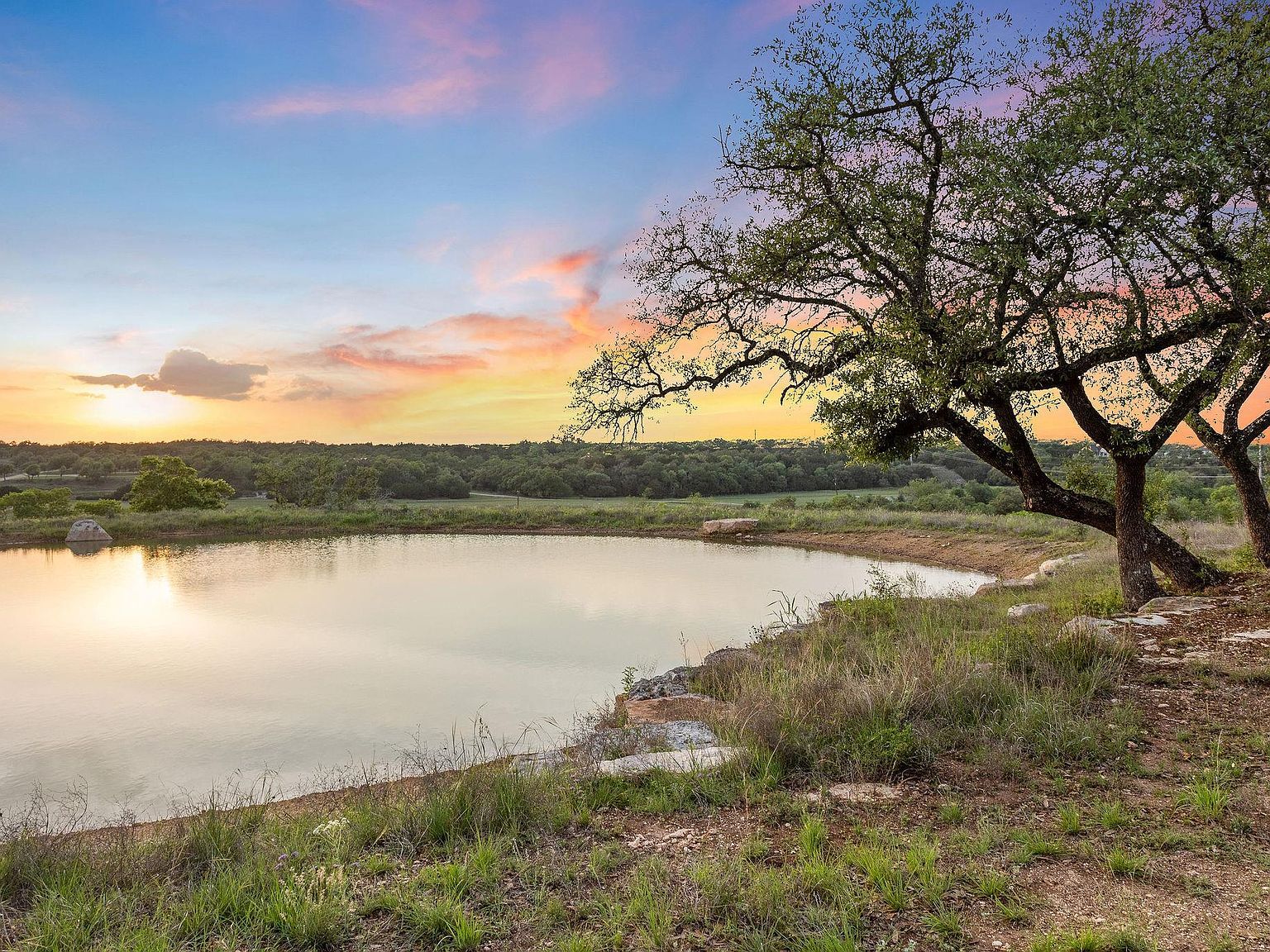 205 Mount Gainor Rd Dripping Springs, TX 78620 - Thumbnail 4