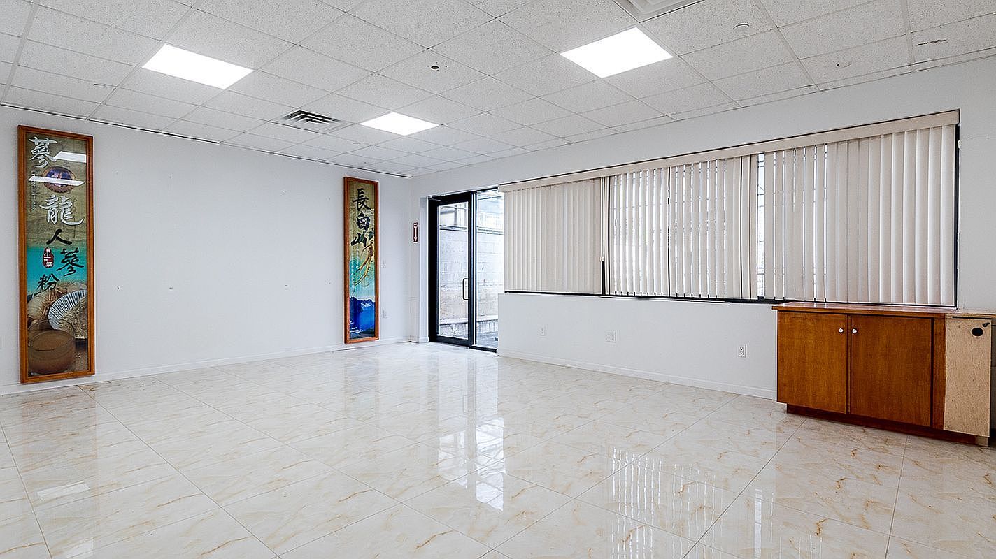 132-36 41st Ave FLOOR 1 Flushing, NY 11355 - Thumbnail 4