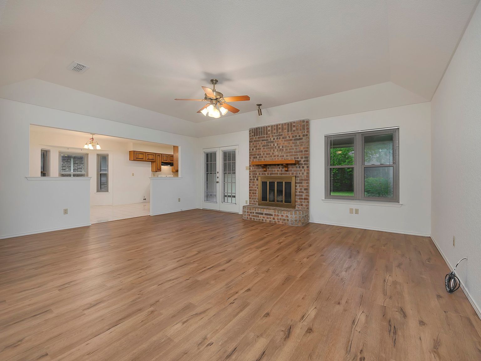 6900 Ritter Ln Fort Worth, TX 76137 - Thumbnail 4