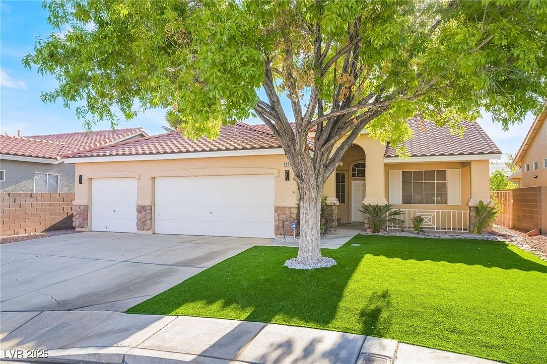 8880 Star Valley Ct Las Vegas, NV 89123 - Thumbnail 4