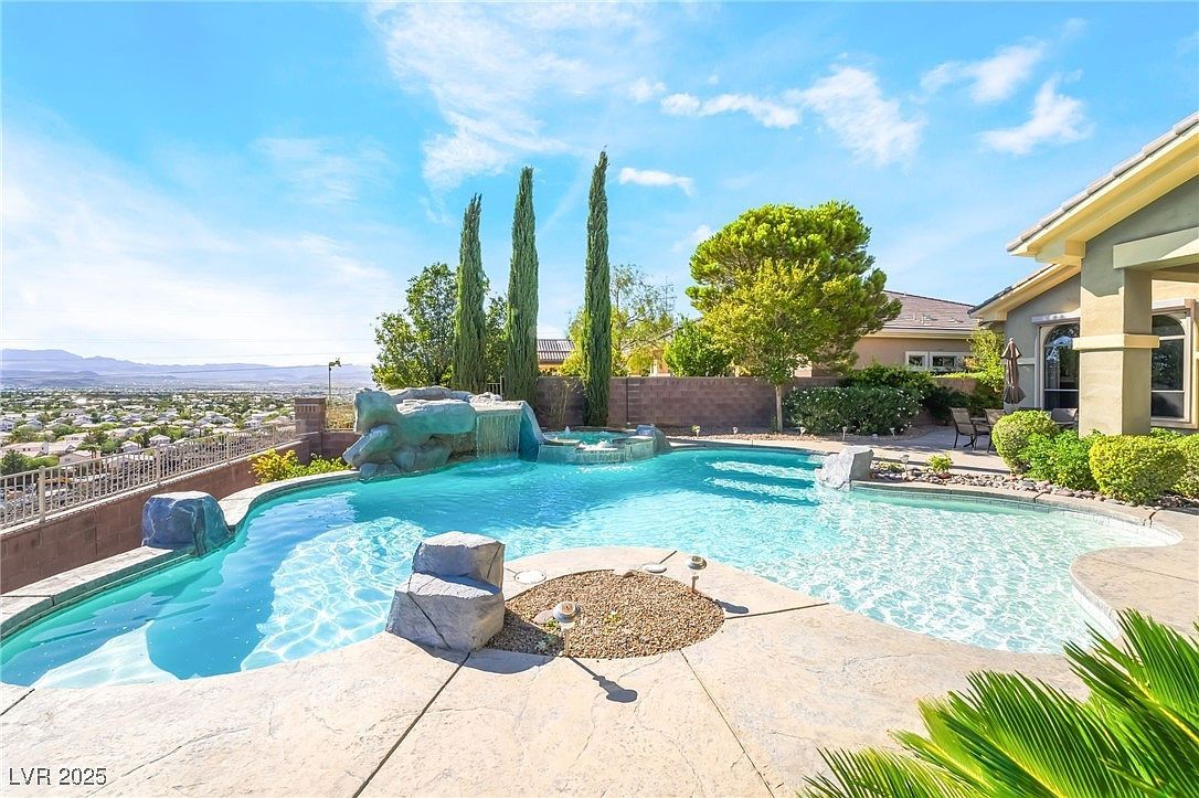 2266 Driftwood Tide Ave Henderson, NV 89052 - Thumbnail 4