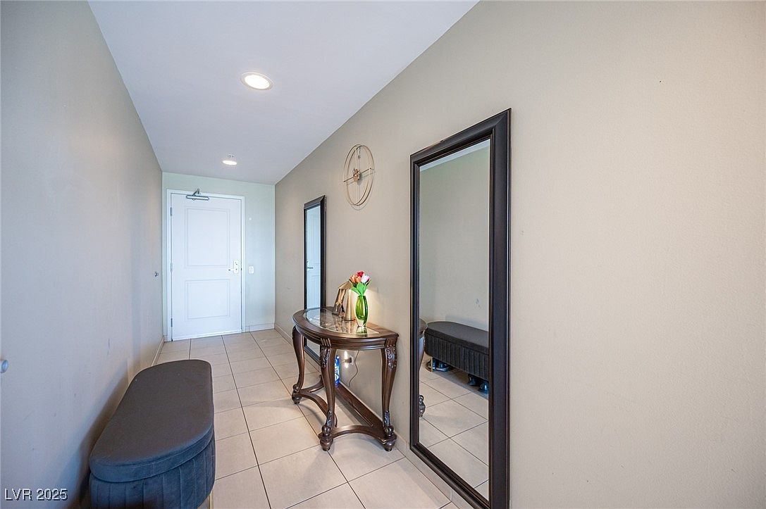 200 W Sahara Ave UNIT 3401 Las Vegas, NV 89102 - Thumbnail 4