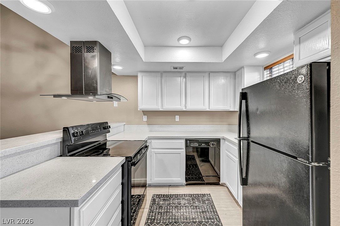 2460 Old Forge Ln APT 48 Las Vegas, NV 89121 - Thumbnail 4