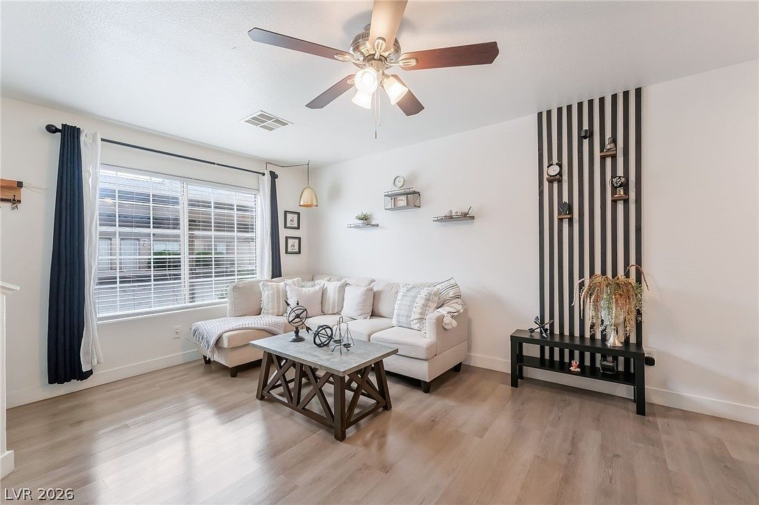 2207 Sleepy Ct Las Vegas, NV 89106 - Thumbnail 4
