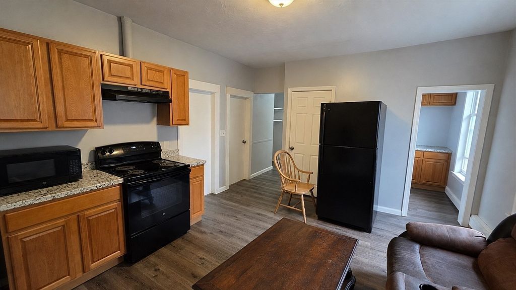 16 W Oberlin St Worcester, MA 01610 - Thumbnail 4