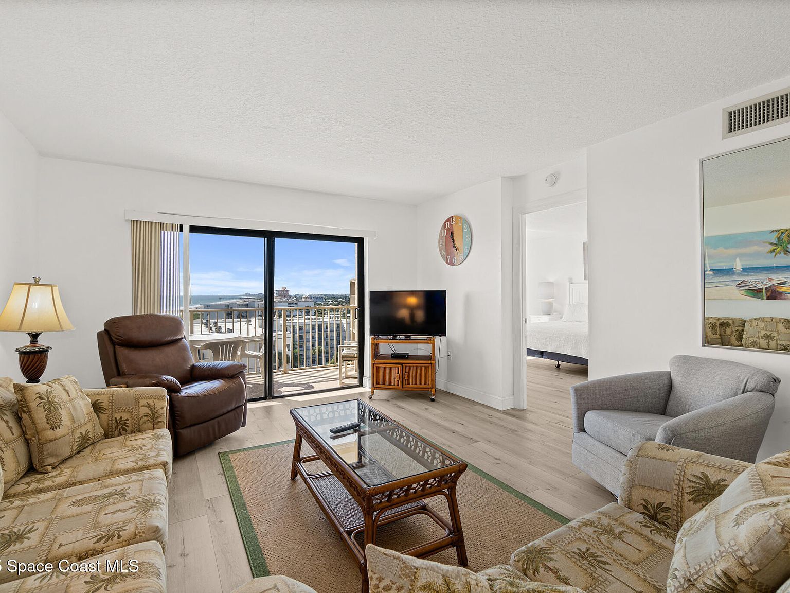 7520 Ridgewood Ave APT 906 Cape Canaveral, FL 32920 - Thumbnail 4