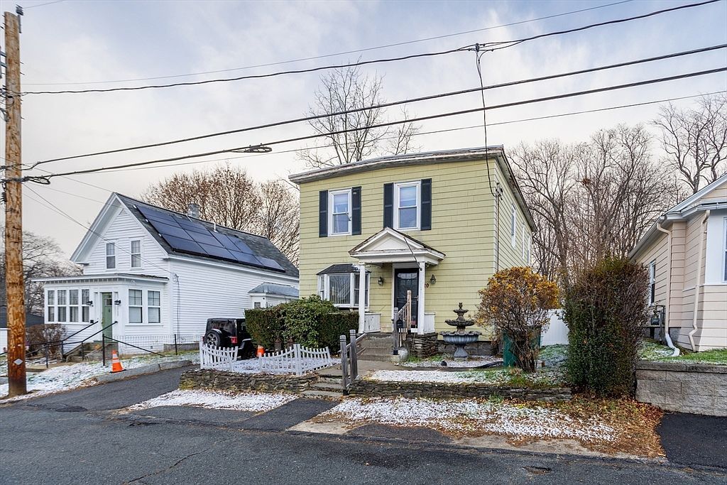 20 Warren St Fitchburg, MA 01420 - Thumbnail 4