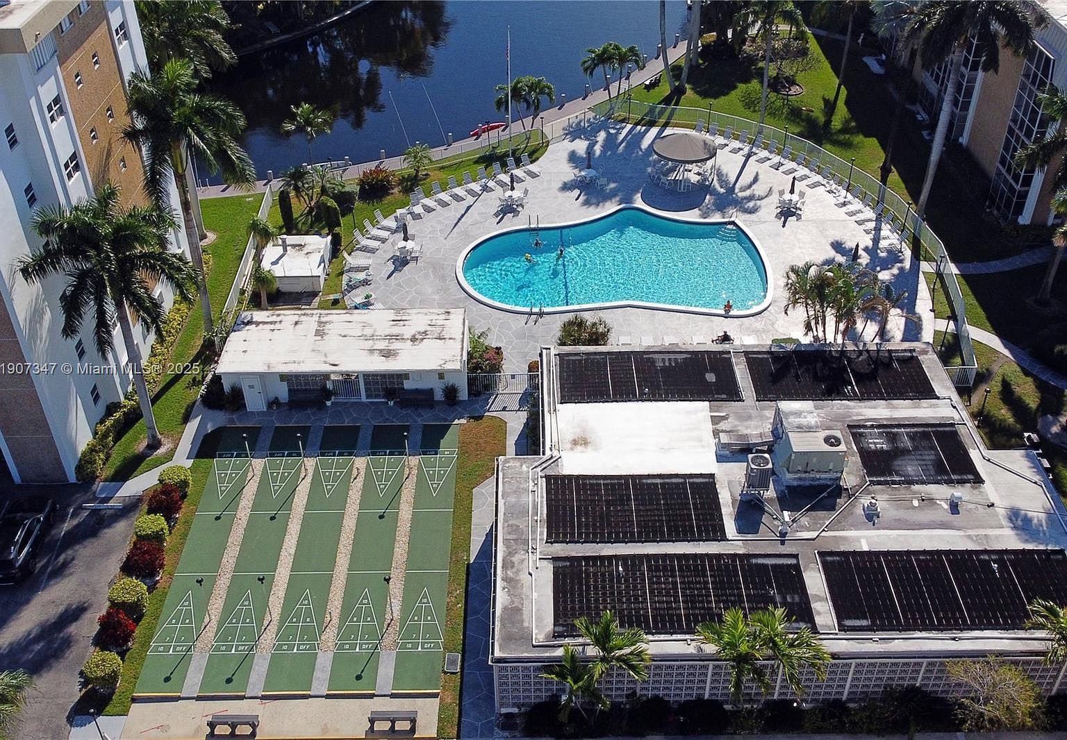 3040 NE 16th Ave APT 216 Oakland Park, FL 33334 - Thumbnail 4