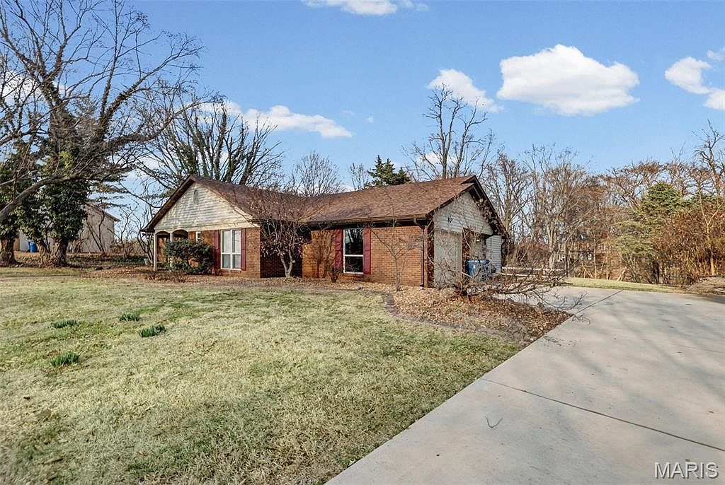 10 Ginger Lake Dr W Glen Carbon, IL 62034 - Thumbnail 4