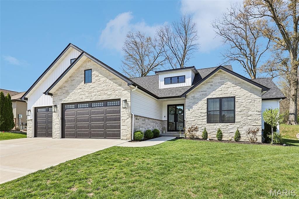 1407 Crimson King Way Troy, IL 62294 - Thumbnail 4