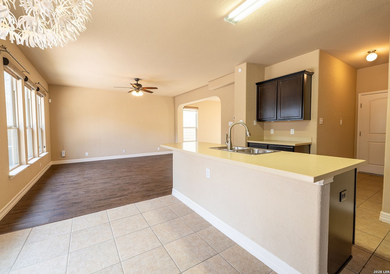 7234 Sunny Day San Antonio, TX 78240 - Thumbnail 4