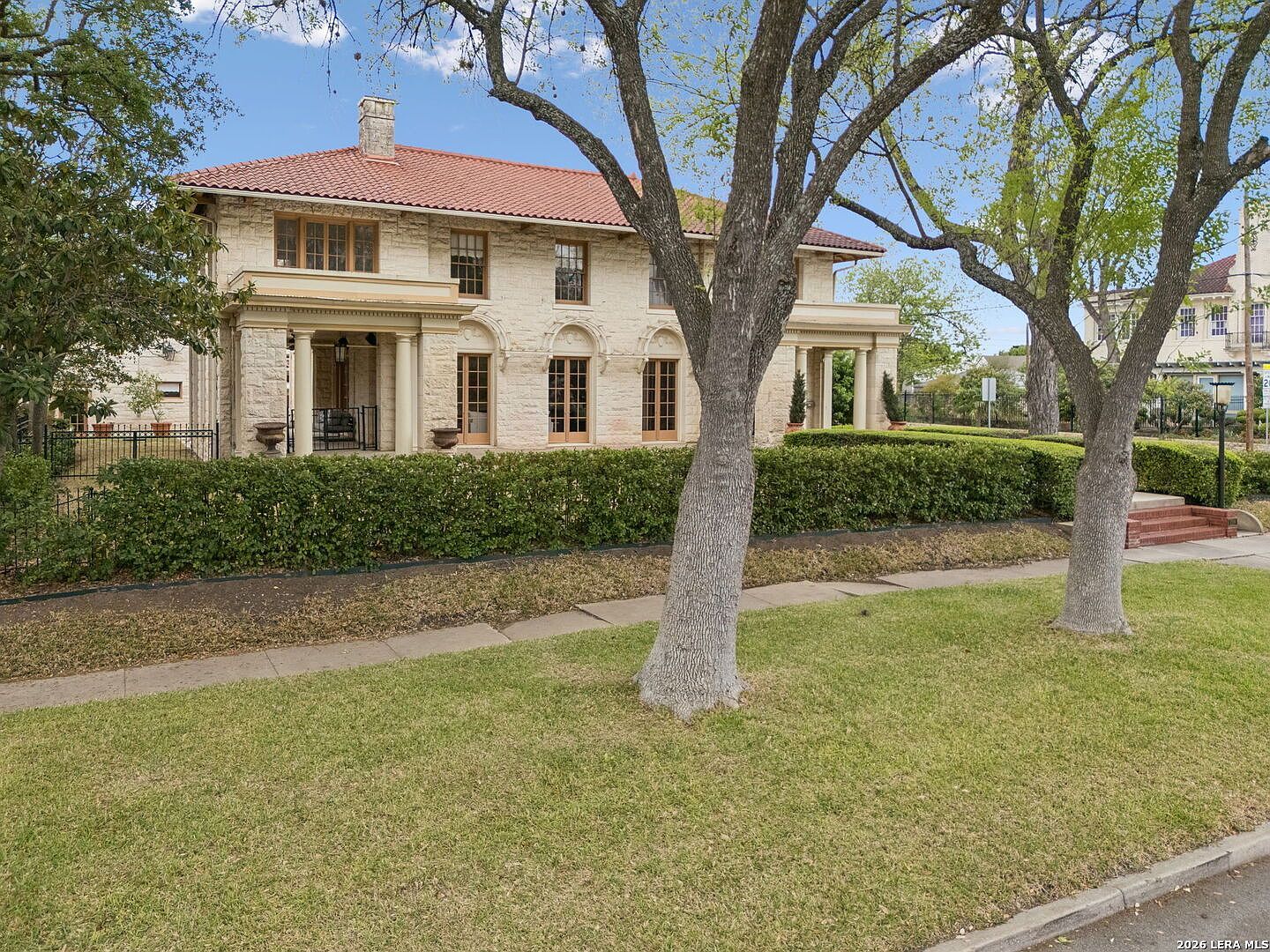 228 W Mulberry Ave San Antonio, TX 78212 - Thumbnail 4