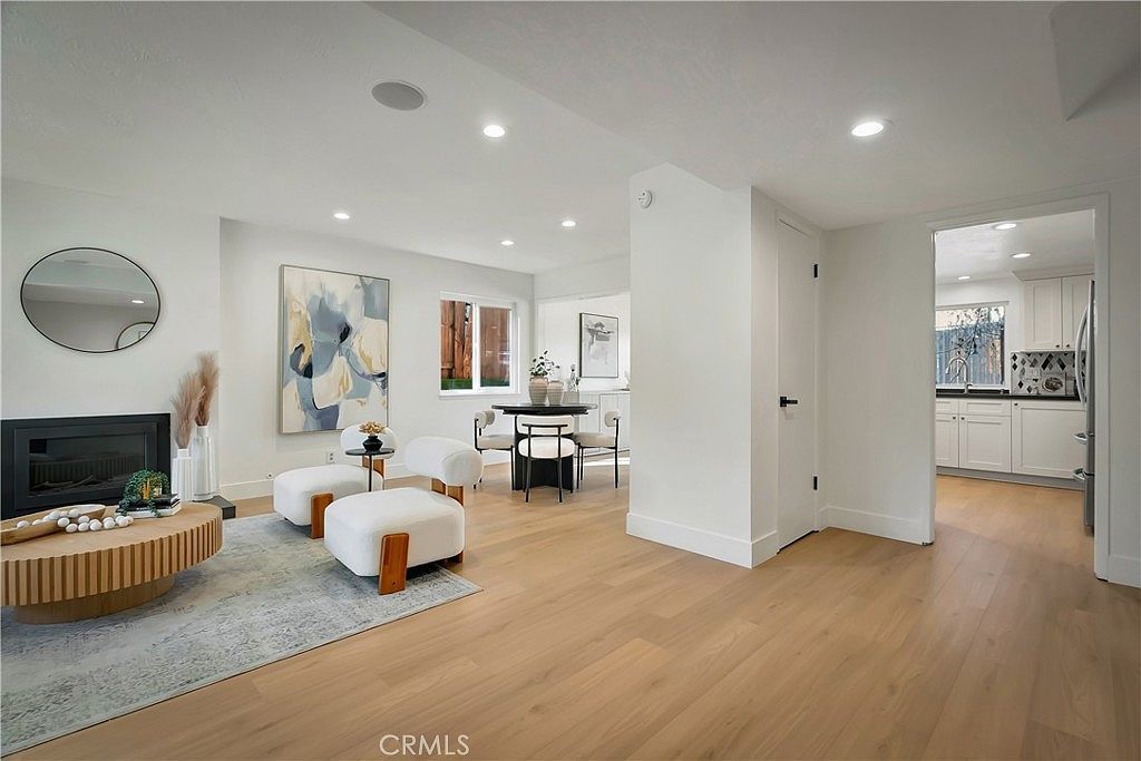 29321 Trailway Ln Agoura Hills, CA 91301 - Thumbnail 4