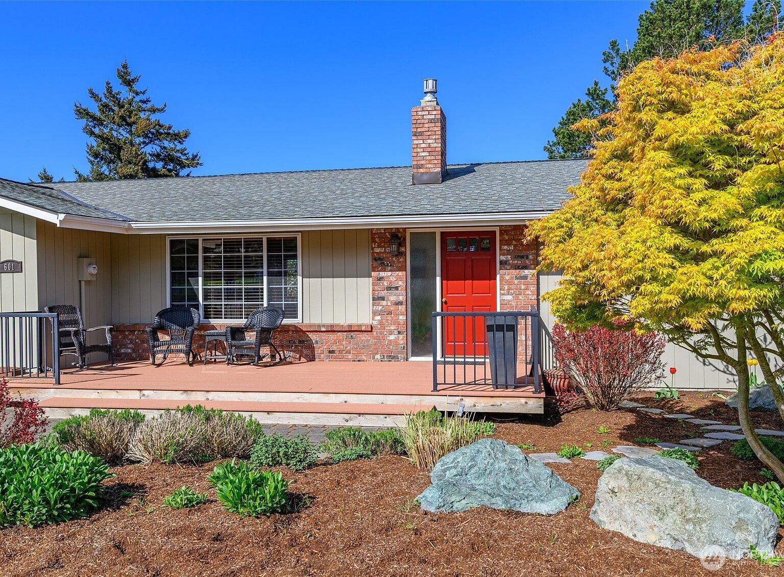 601 SW Thornberry Dr Oak Harbor, WA 98277 - Thumbnail 4