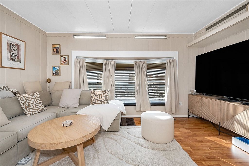 8 F St Merrimac, MA 01860 - Thumbnail 4