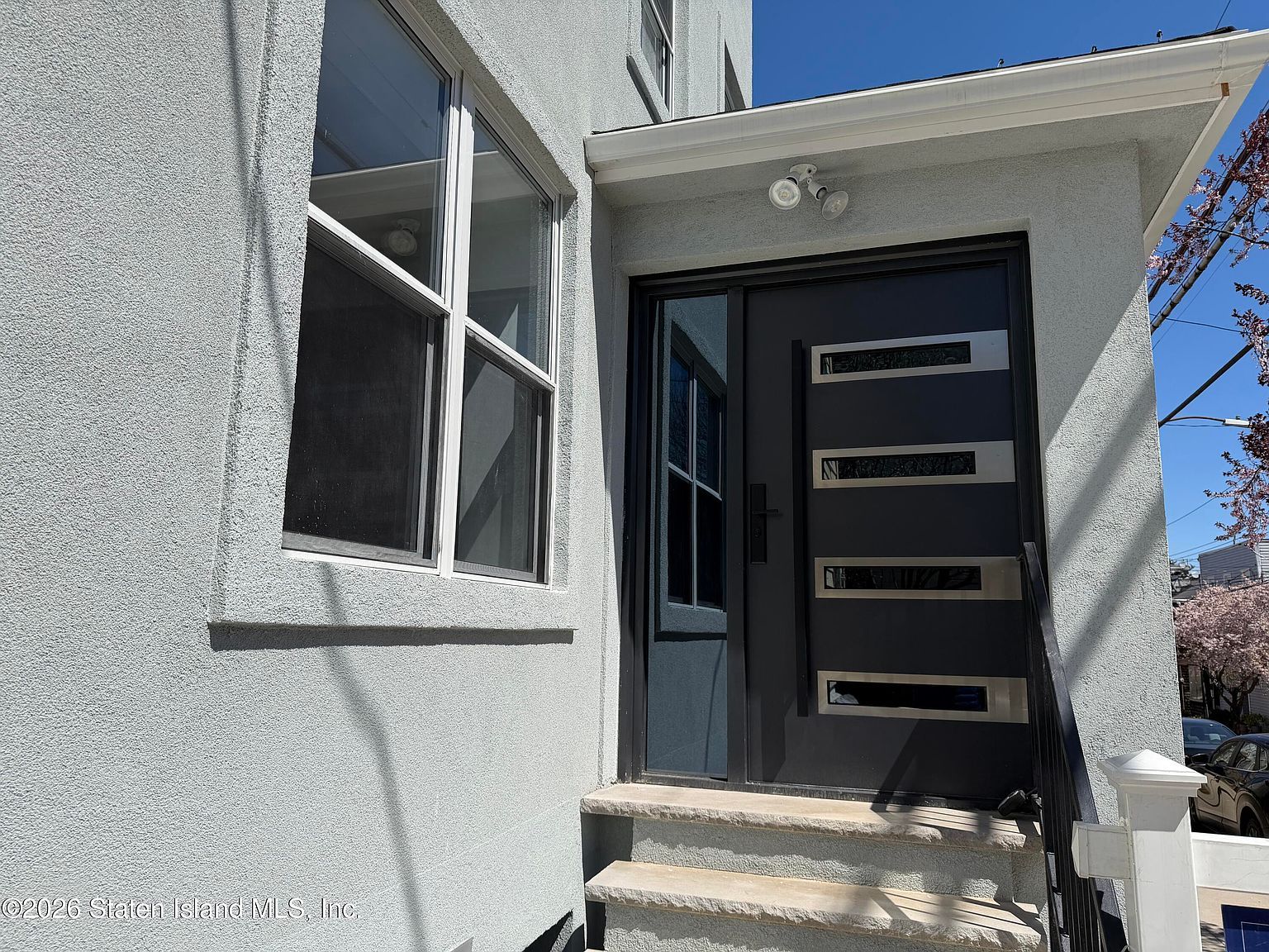 189 Saint Marys Ave Staten Island, NY 10305 - Thumbnail 4