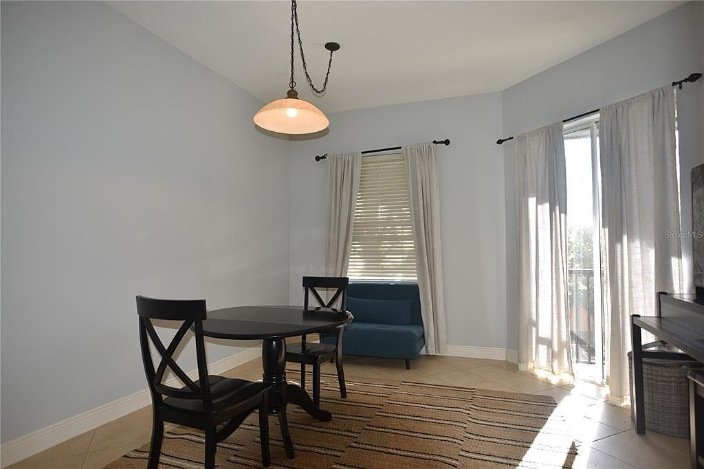 8235 Miramar Way Lakewood Ranch, FL 34202 - Thumbnail 4