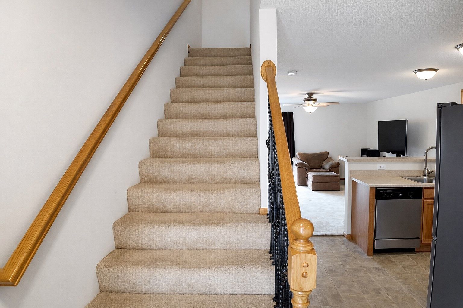 1450 Tower Ln NE Unit 16 Cedar Rapids, IA 52402 - Thumbnail 4