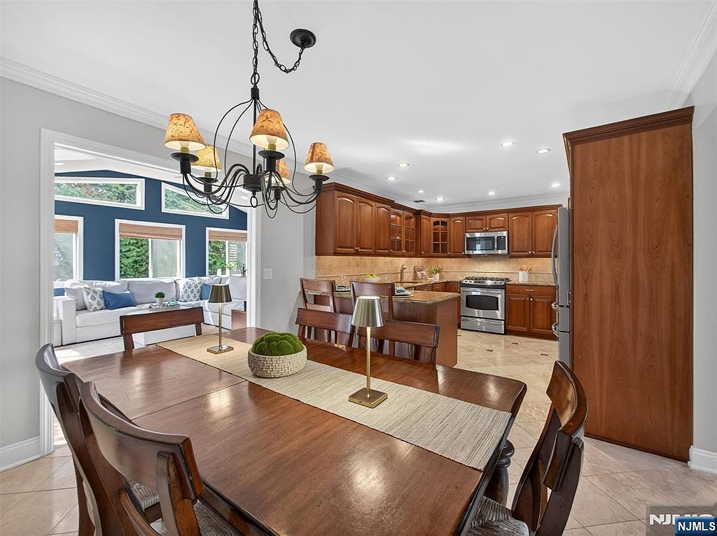 232 Momar Dr Ramsey, NJ 07446 - Thumbnail 4