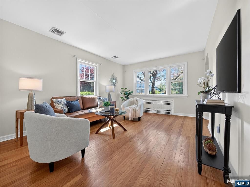 832 Summit Ave Hackensack, NJ 07601 - Thumbnail 4