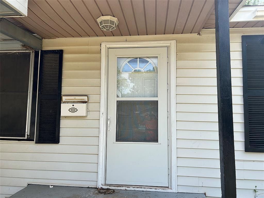 707 S 2nd St Yukon, OK 73099 - Thumbnail 4