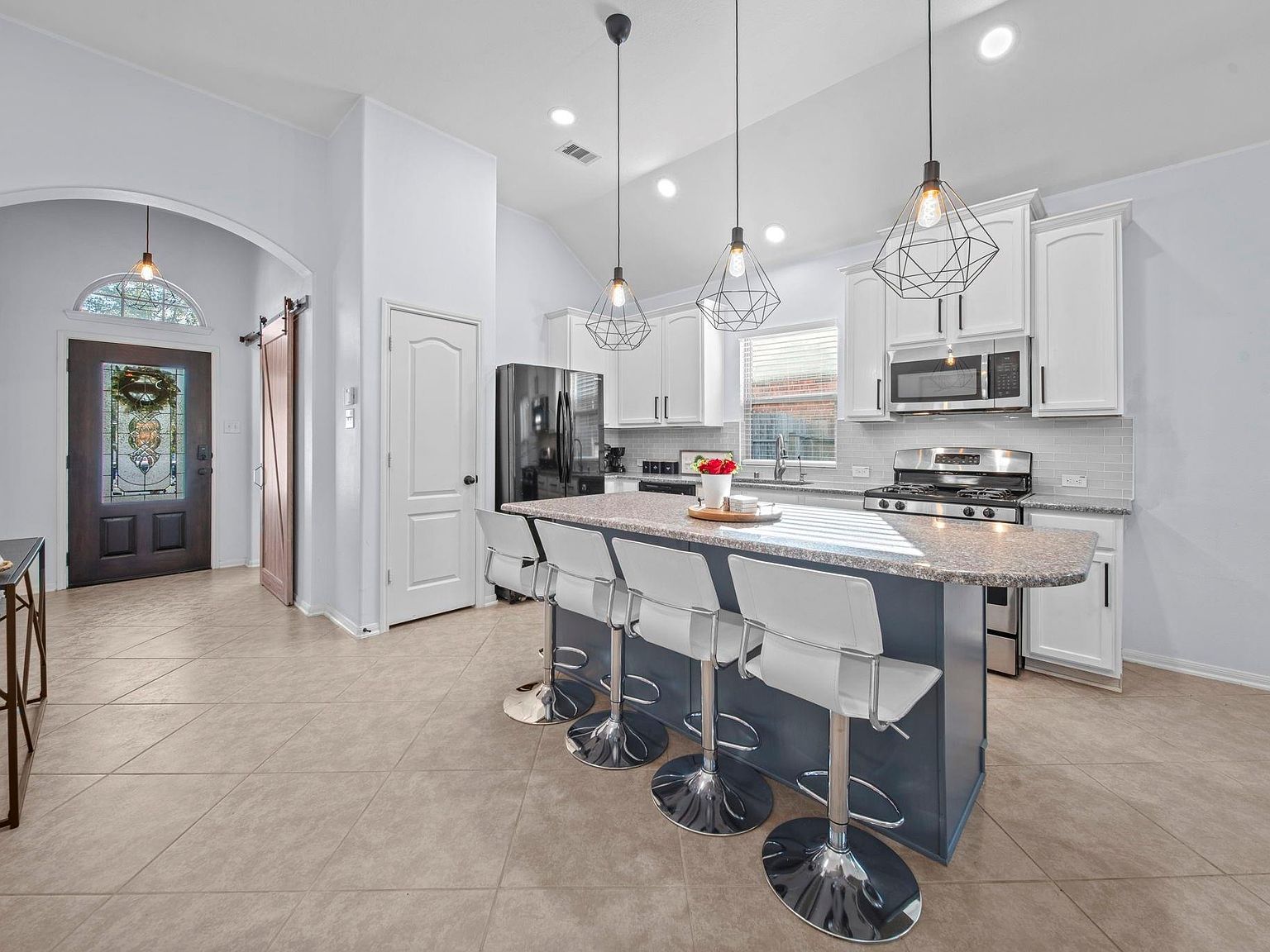 2611 Winding Creek Way Conroe, TX 77385 - Thumbnail 4