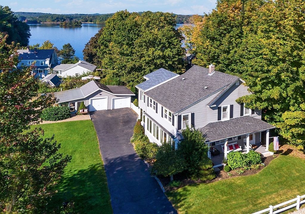 47 Central St Southborough, MA 01772 - Thumbnail 4